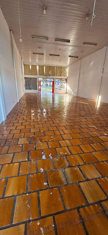 Sala para aluguel no Centro: 