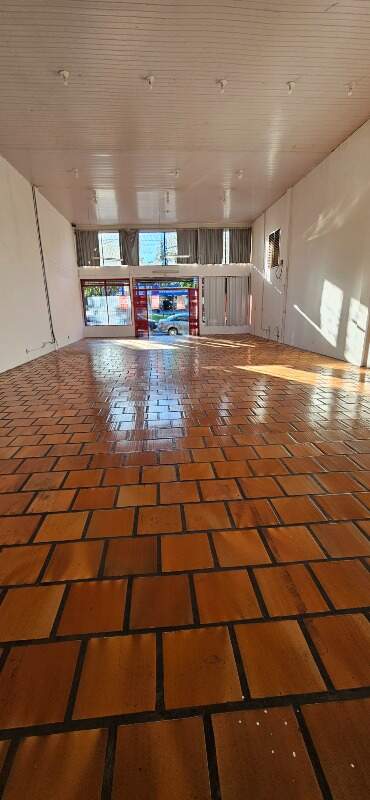 Sala para aluguel no Centro: 