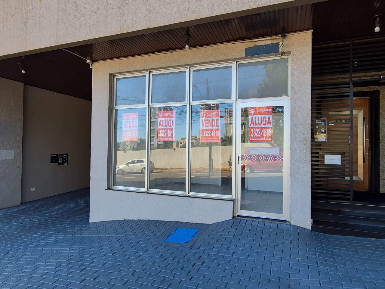 Sala para aluguel no Centro: 