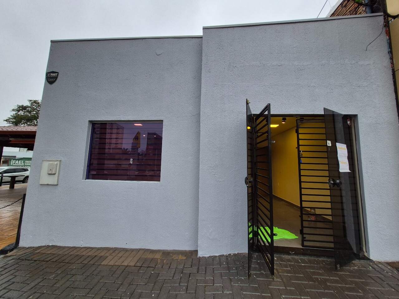 Sala para aluguel no Centro: 