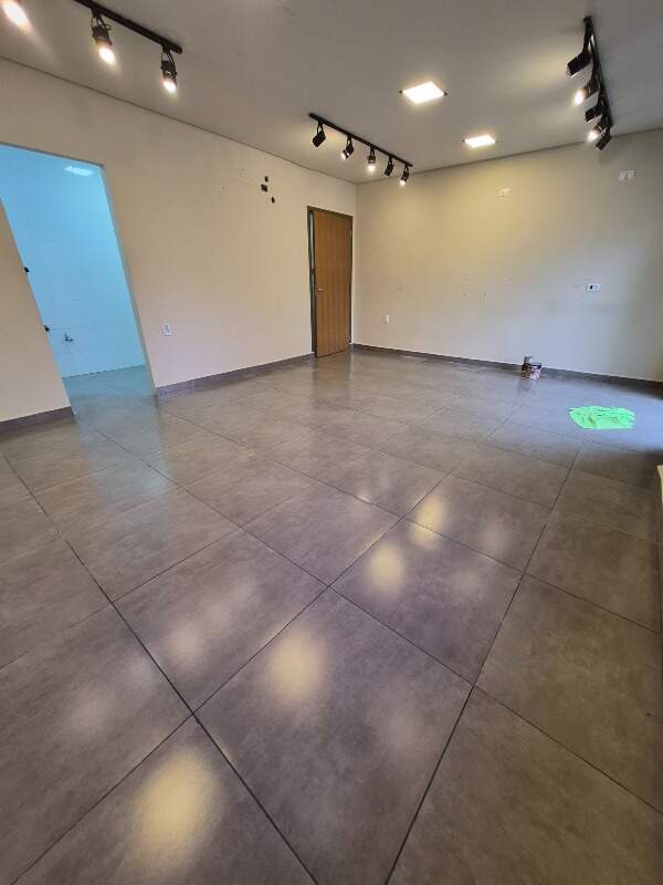 Sala para aluguel no Centro: 
