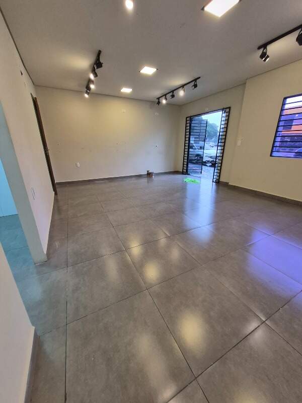 Sala para aluguel no Centro: 