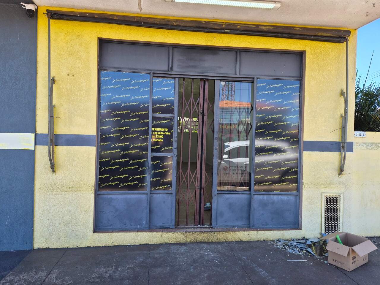 Sala para aluguel no São Cristóvão: 