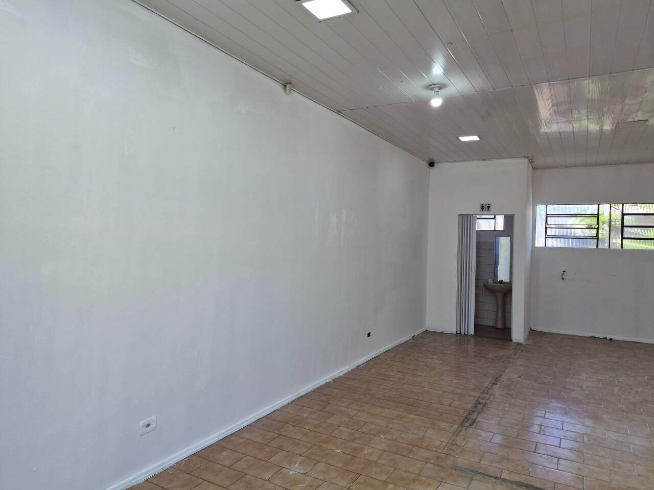 Sala para aluguel no São Cristóvão: 