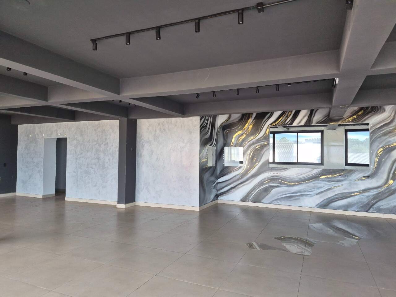 Sala para aluguel no Santa Cruz: 