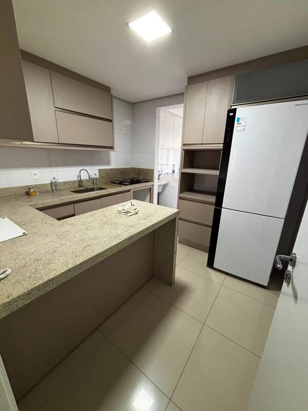 Apartamento para aluguel no Country: 