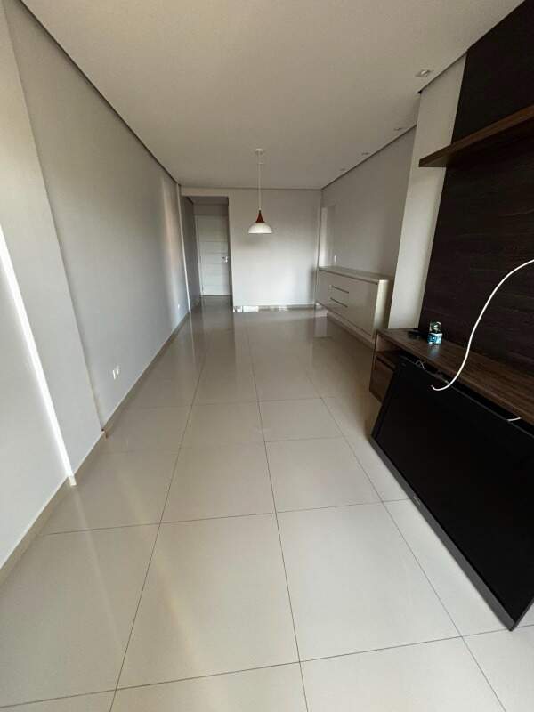Apartamento para aluguel no Country: 