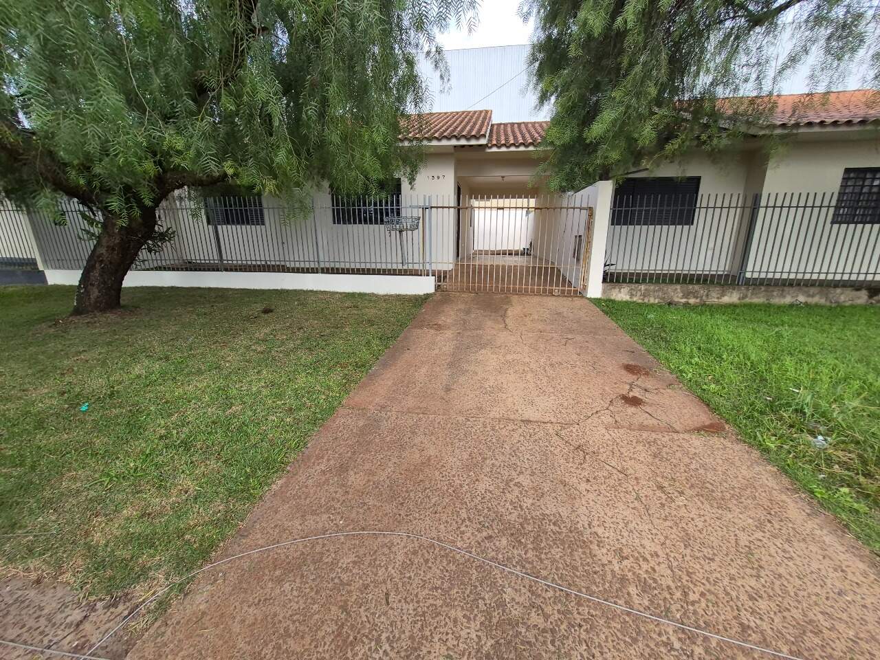 Casa para aluguel no Pioneiros Catarinenses: 
