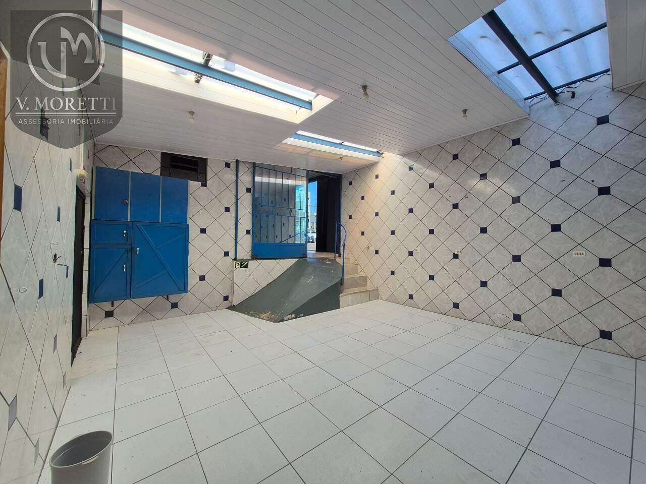Sala para aluguel no Centro: 