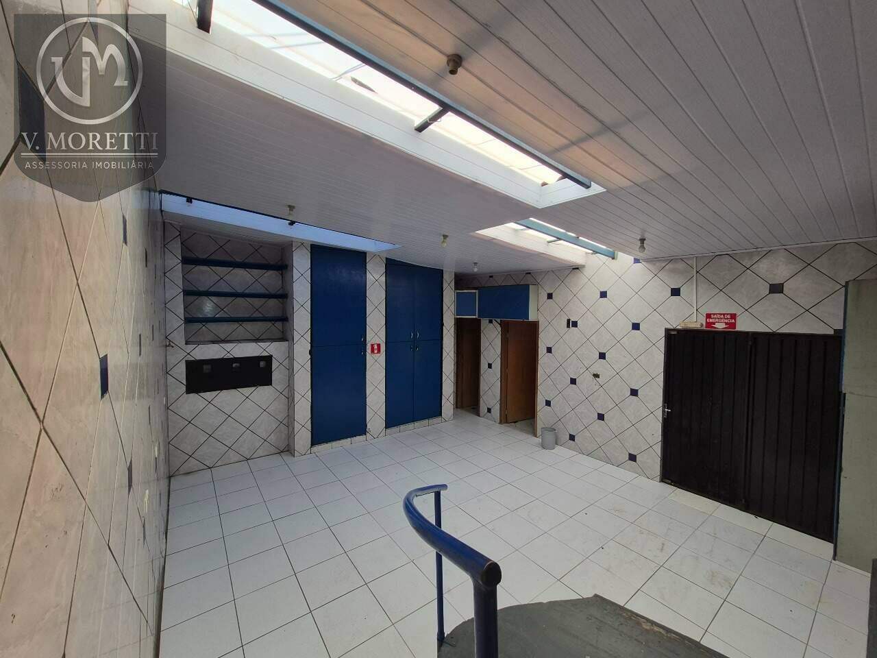 Sala para aluguel no Centro: 