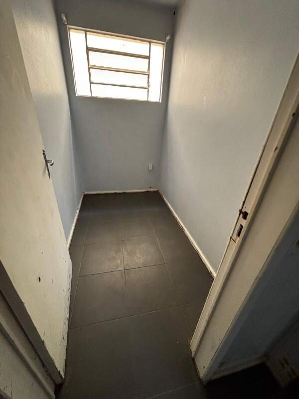 Casa para aluguel no Centro: 