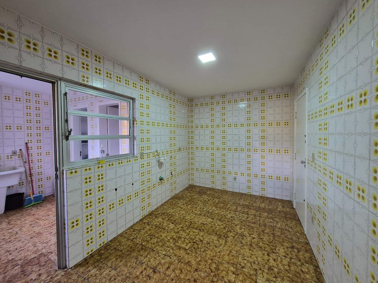 Apartamento à venda no Centro: COZINHA