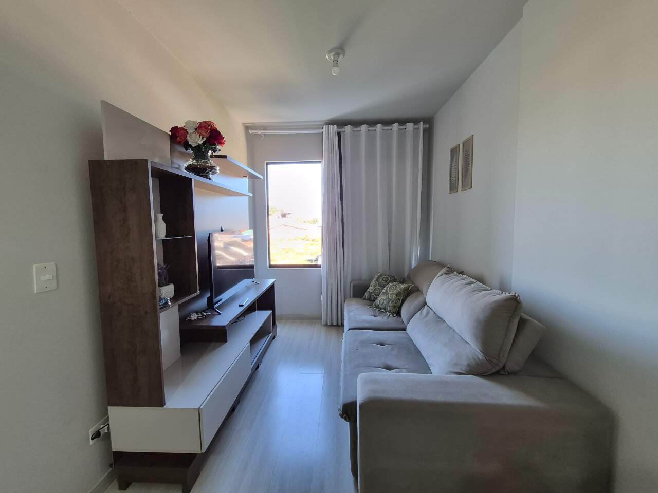 Apartamento para aluguel no Pioneiros Catarinenses: 