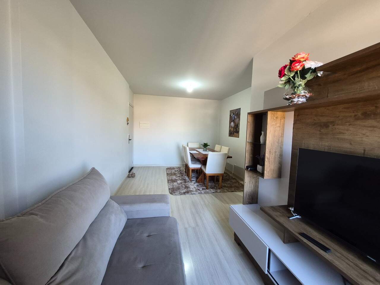Apartamento para aluguel no Pioneiros Catarinenses: 
