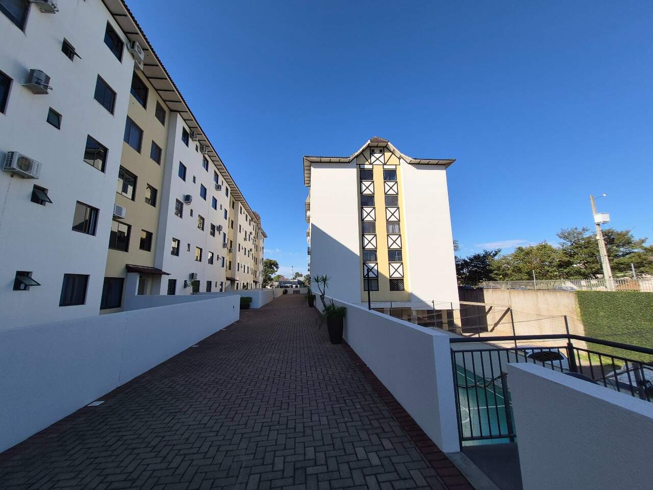 Apartamento para aluguel no Pioneiros Catarinenses: 
