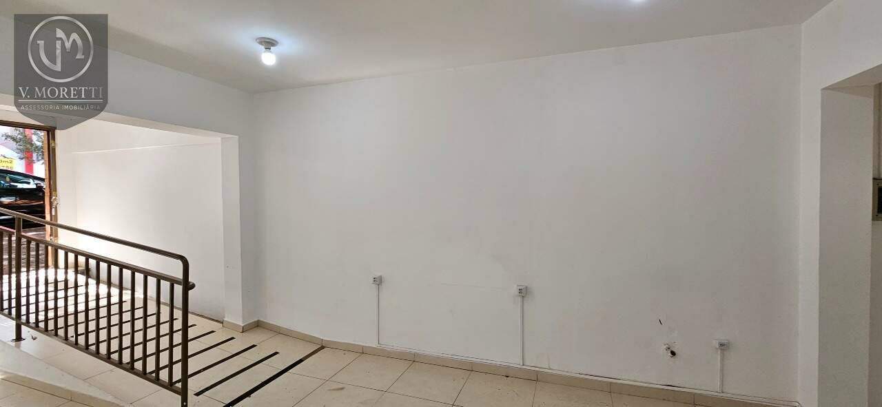 Sala para aluguel no Centro: 