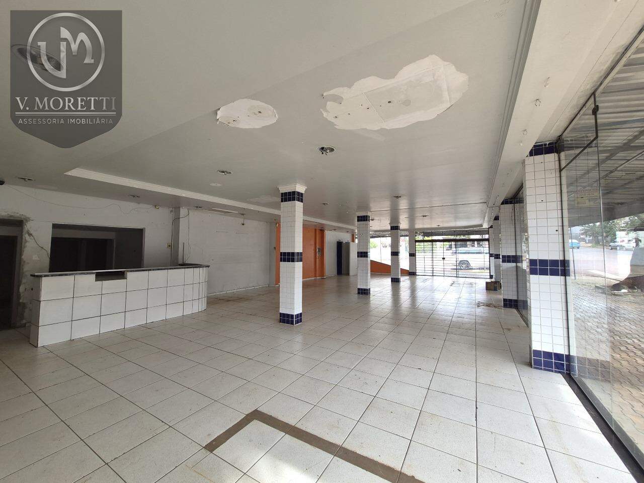 Sala para aluguel no Centro: 