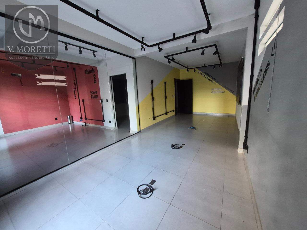Sala para aluguel no Centro: 