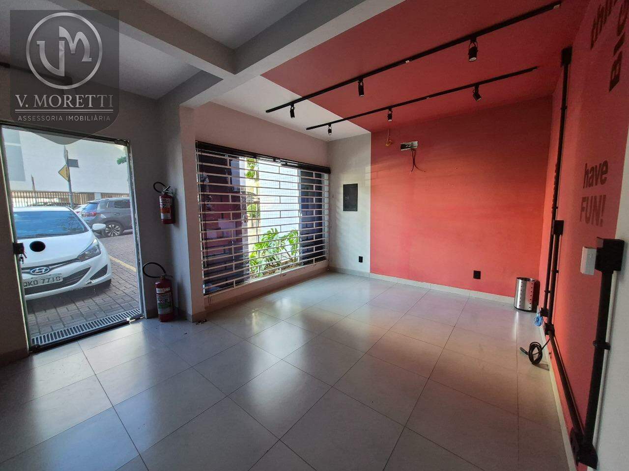 Sala para aluguel no Centro: 