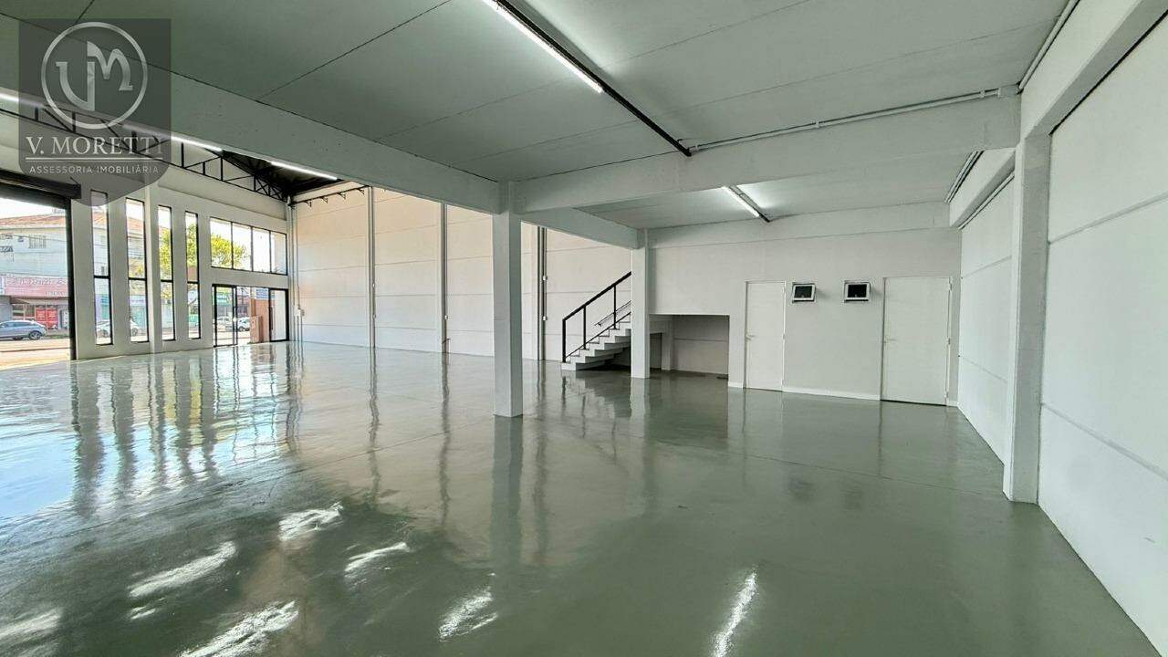 Sala à venda no Universitário: 