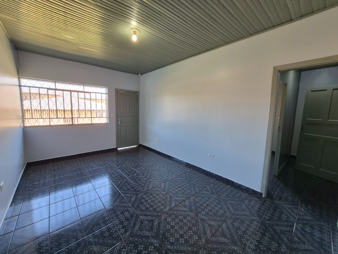 Casa para aluguel no Centro: 