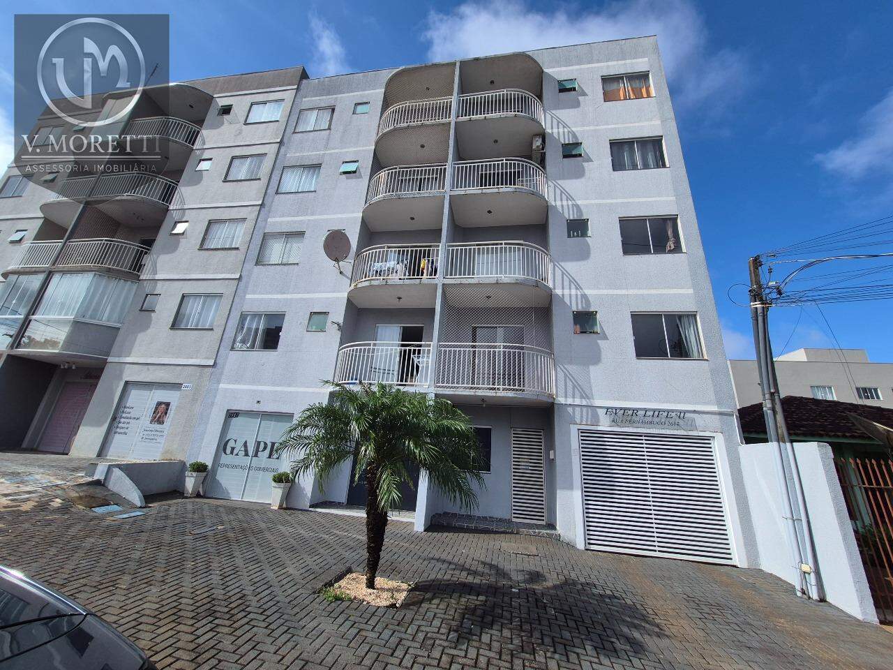 Apartamento para aluguel no Coqueiral: 