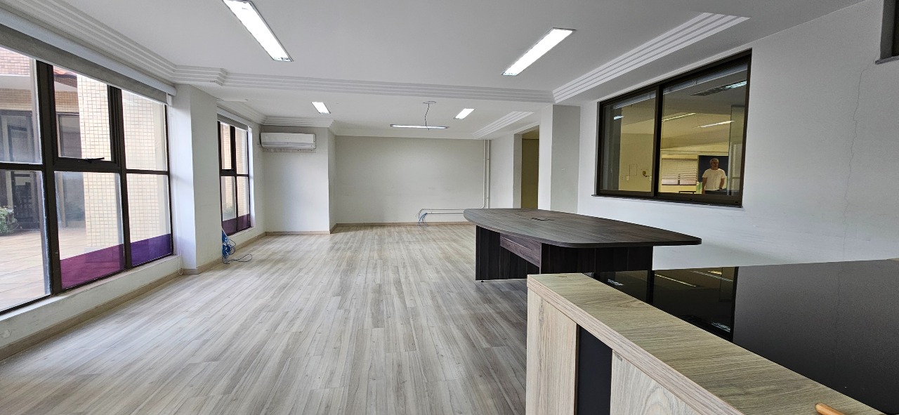 Sala para aluguel no Centro: 