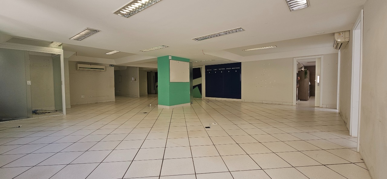 Sala para aluguel no Centro: 