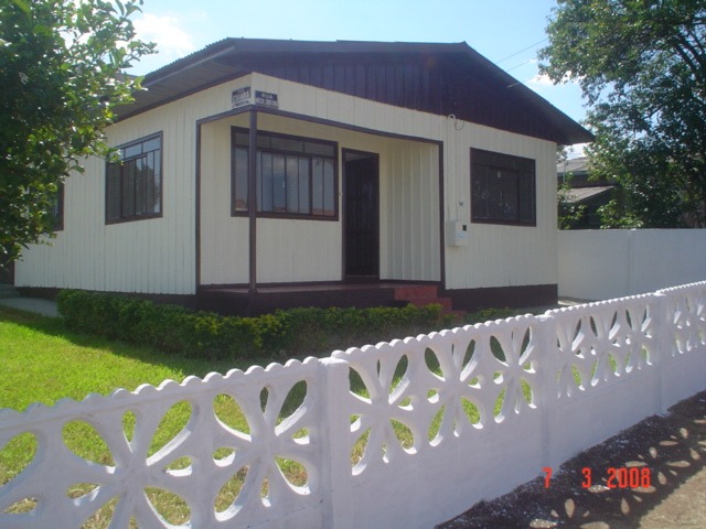 Casa para aluguel no Neva: 