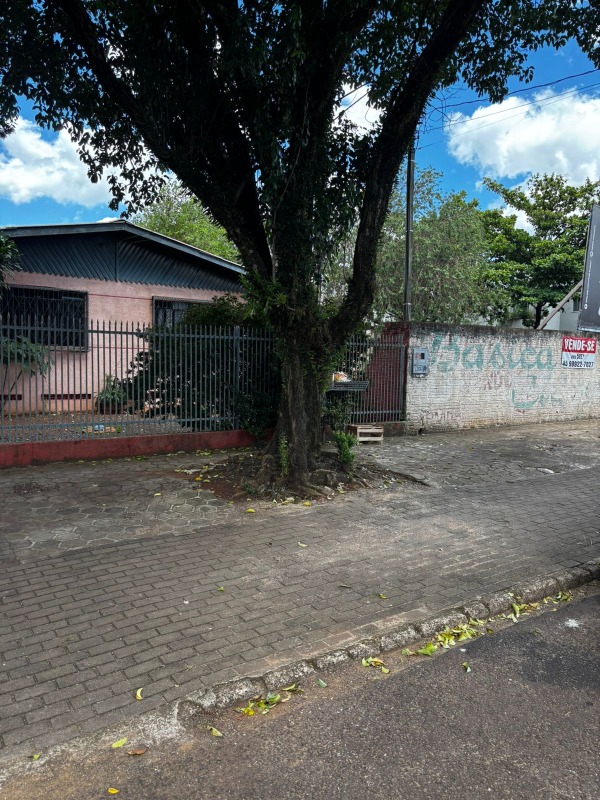 Terreno à venda no Coqueiral: 