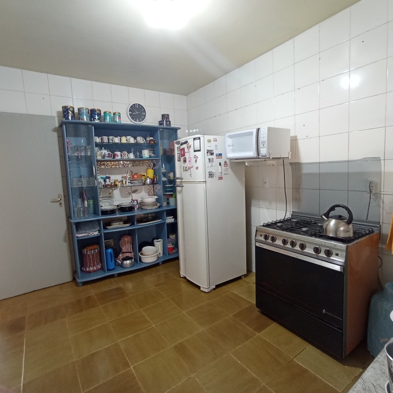 Casa à venda no Centro: 