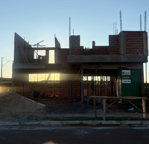 Sobrado à venda no Brazmadeira: 