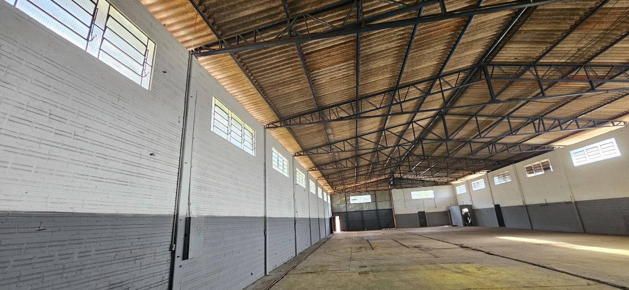 Barracão para aluguel no Cataratas: 