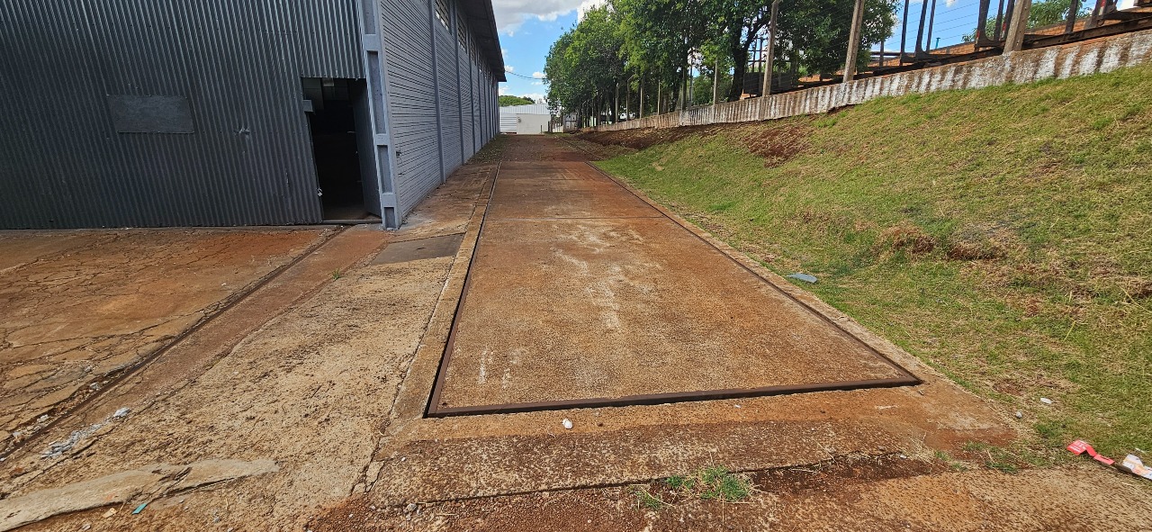 Barracão para aluguel no Cataratas: 
