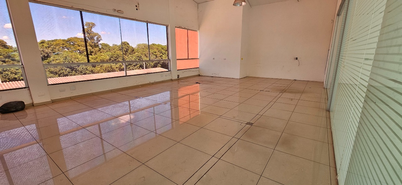 Sala para aluguel no Centro: 