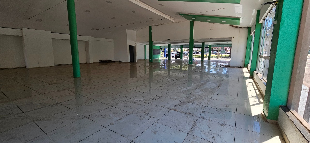 Sala para aluguel no Centro: 