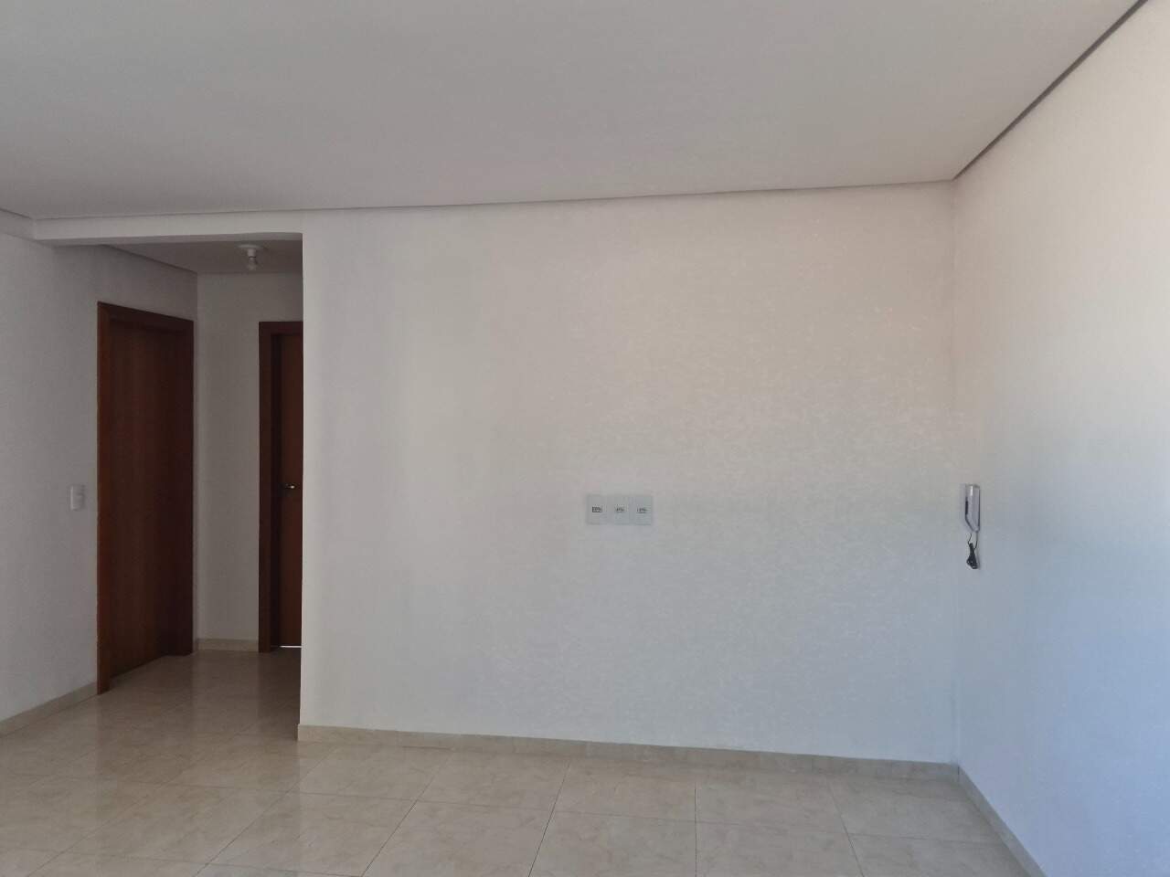 Apartamento para aluguel no Coqueiral: 