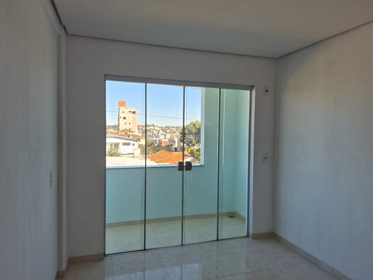 Apartamento para aluguel no Coqueiral: 