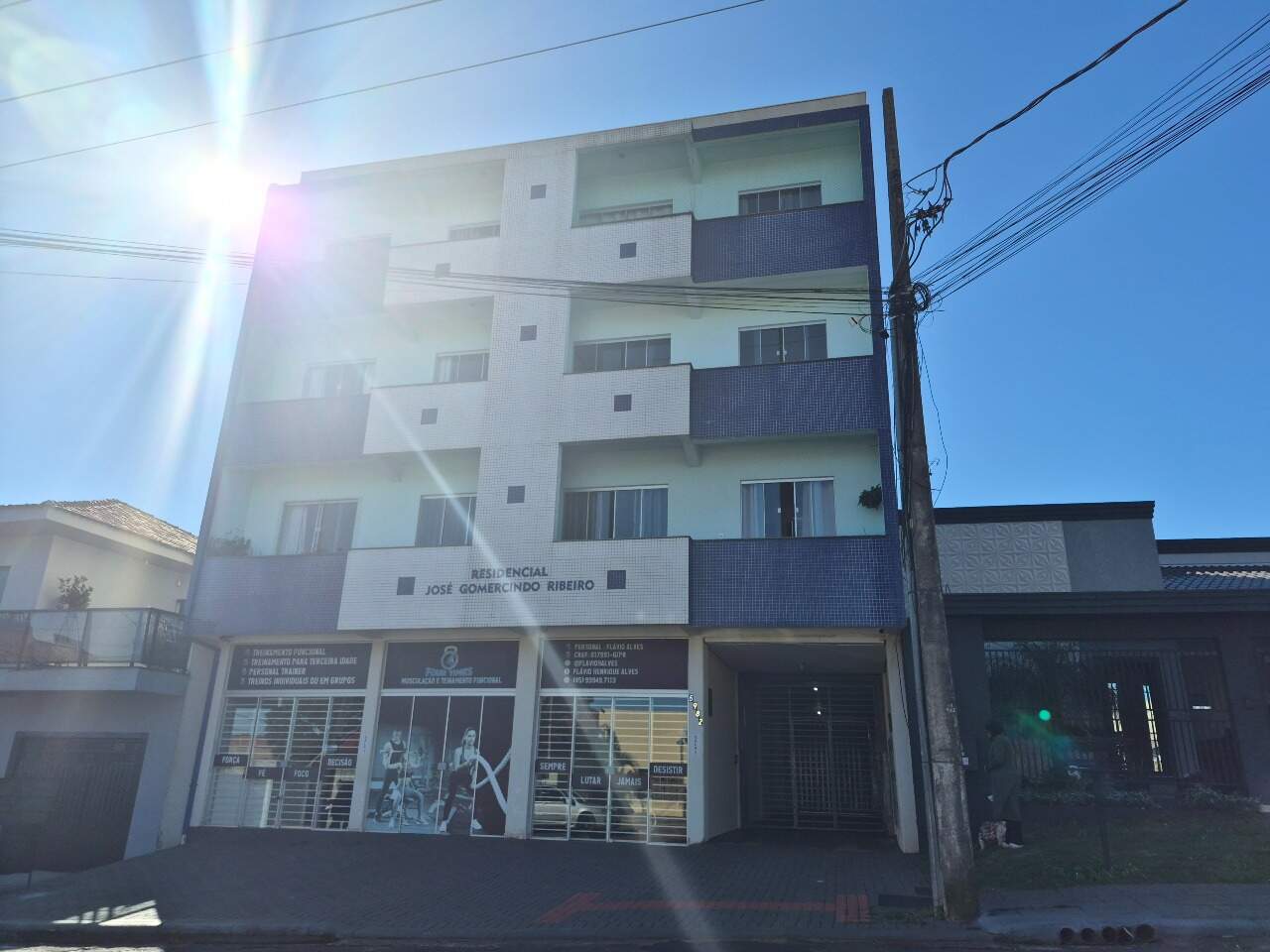 Apartamento para aluguel no Coqueiral: 