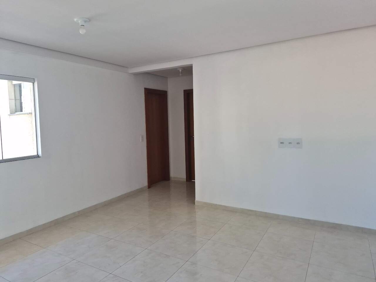 Apartamento para aluguel no Coqueiral: 
