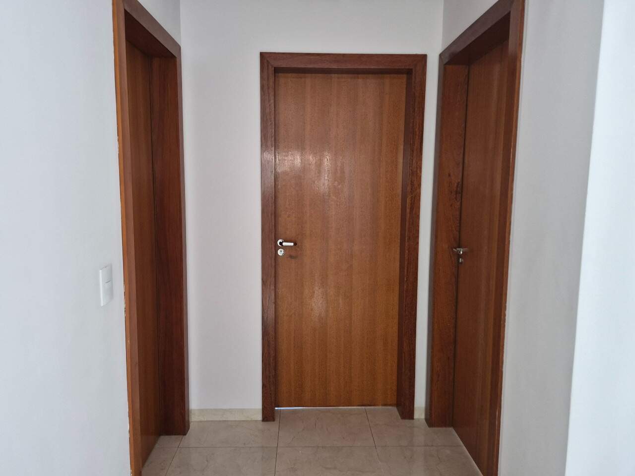 Apartamento para aluguel no Coqueiral: 