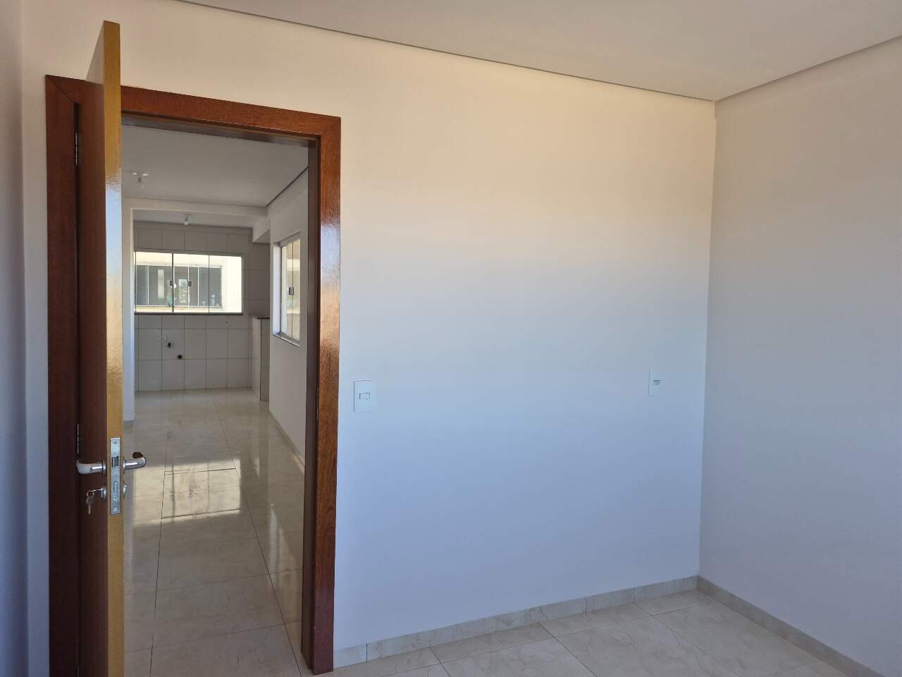 Apartamento para aluguel no Coqueiral: 