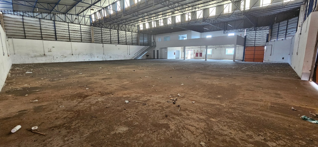 Barracão para aluguel no Cataratas: 