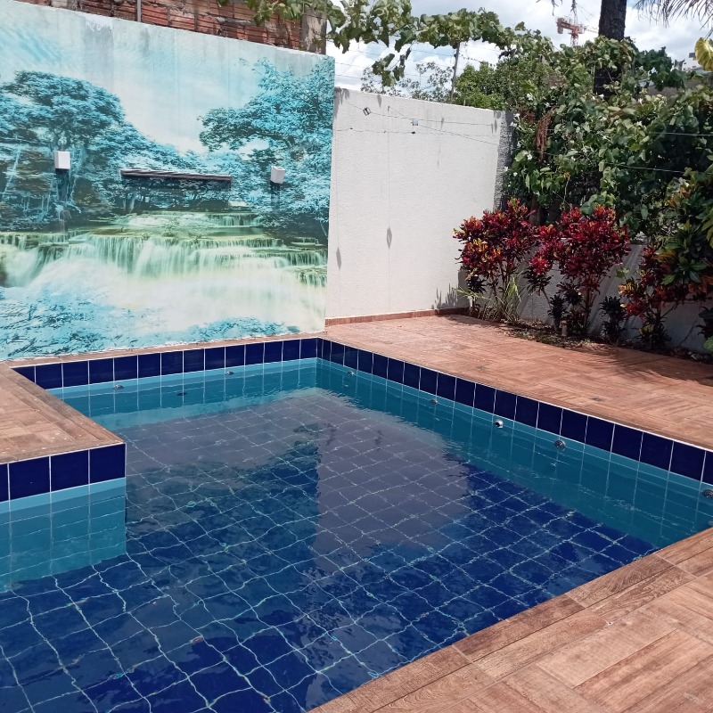 Casa à venda no Tropical: 