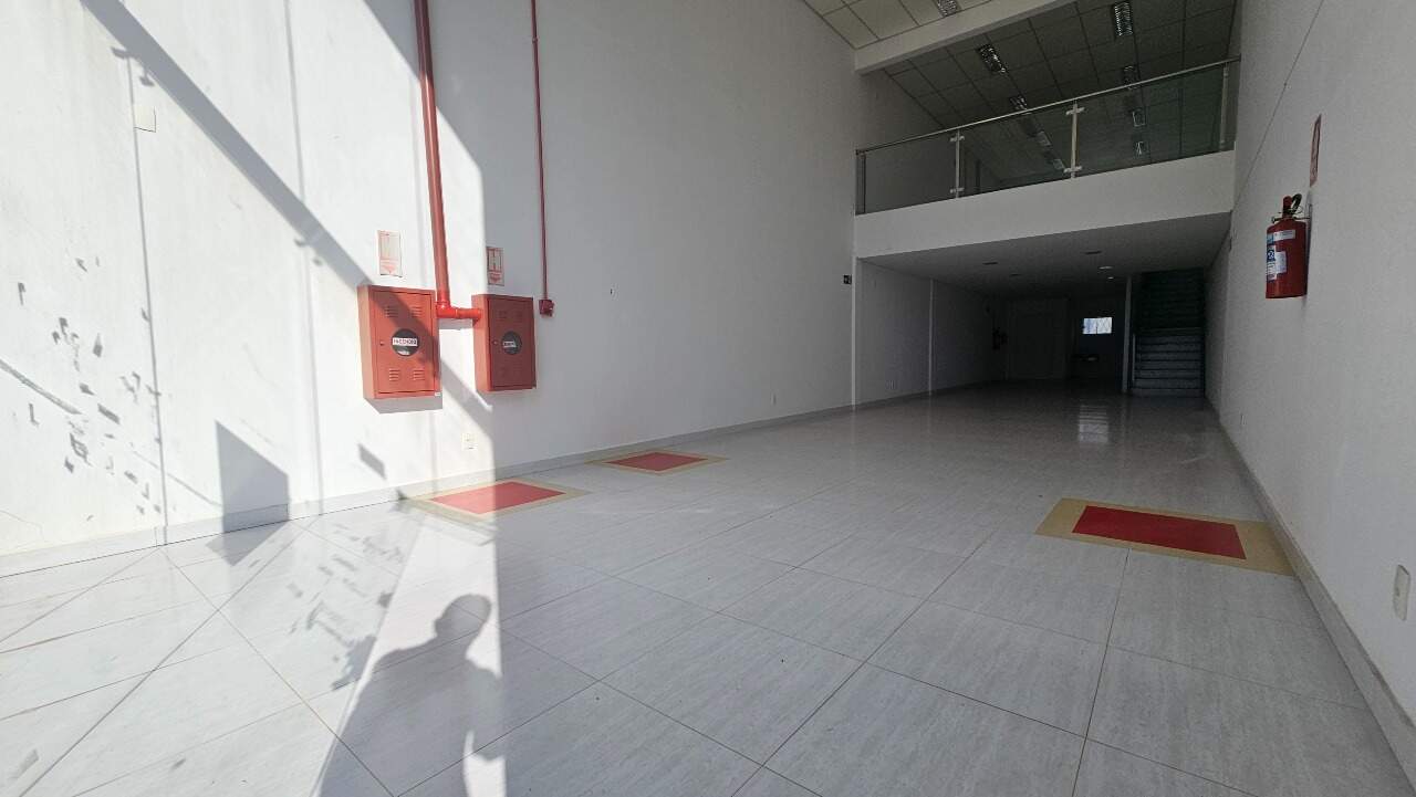 Sala para aluguel no Centro: 