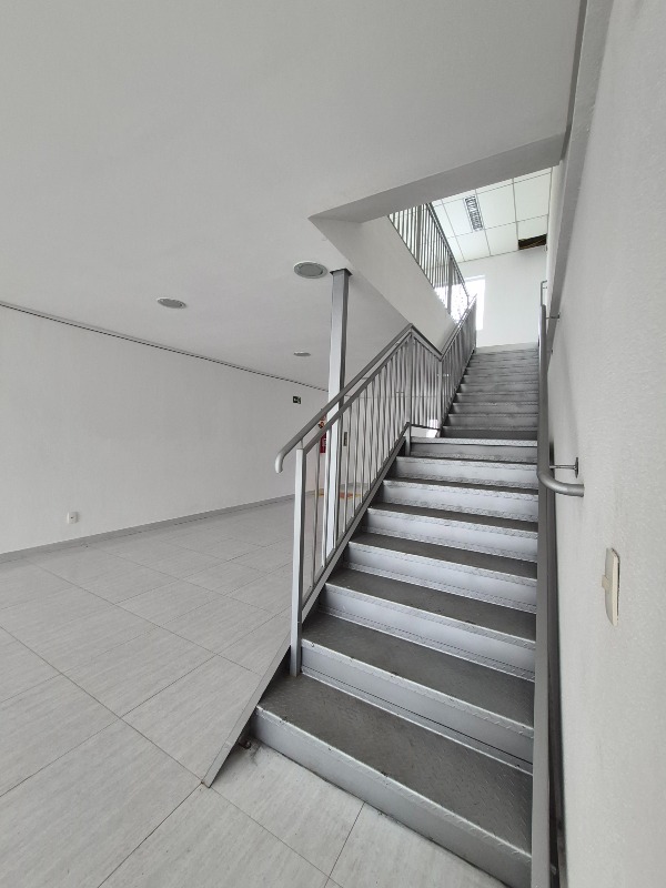 Sala para aluguel no Centro: 