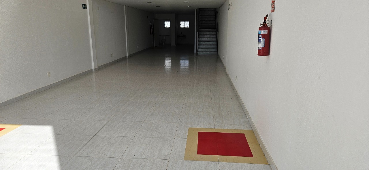 Sala para aluguel no Centro: 