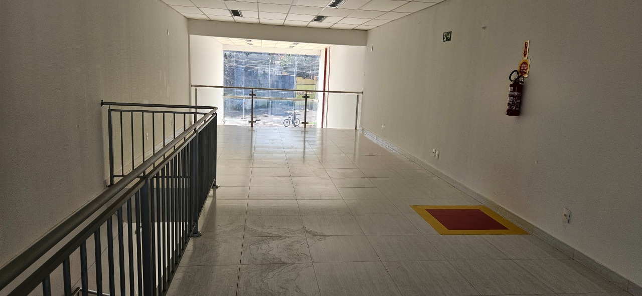 Sala para aluguel no Centro: 