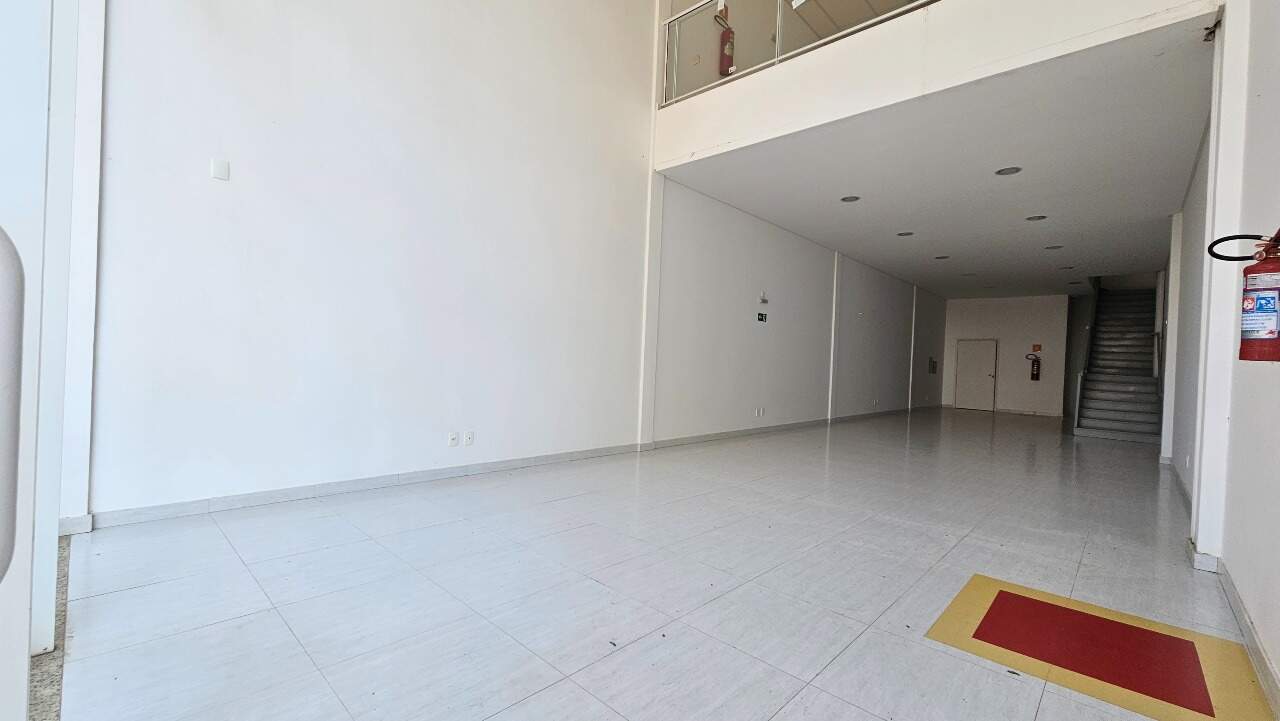 Sala para aluguel no Centro: 