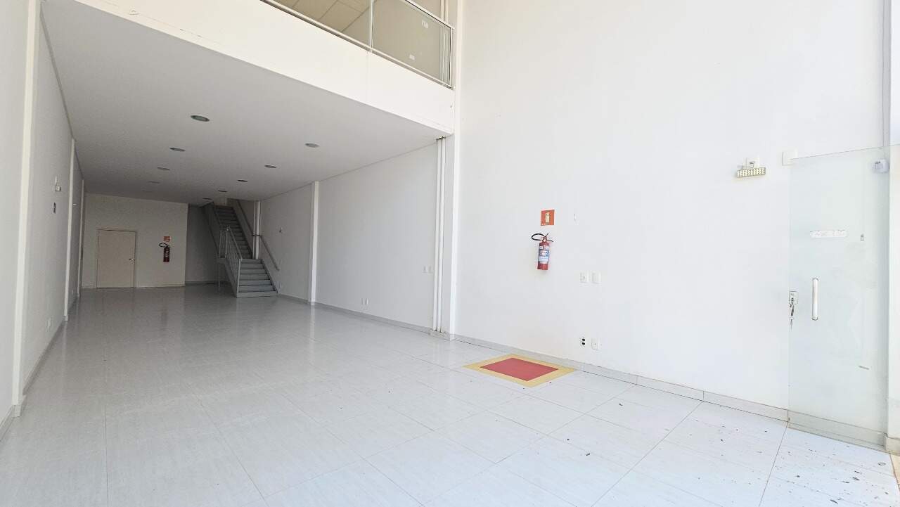 Sala para aluguel no Centro: 